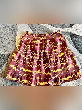 NWOT Versona skirt small